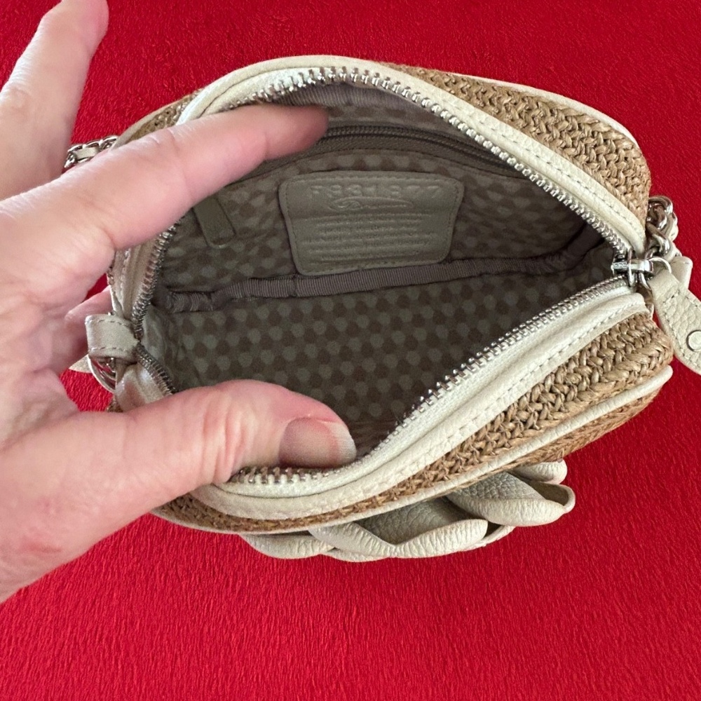 BRIGHTON STRAW ROSIE WHITE CAMERA BAG CELL PHONE CROSSBODY EUC - Picture 10 of 12